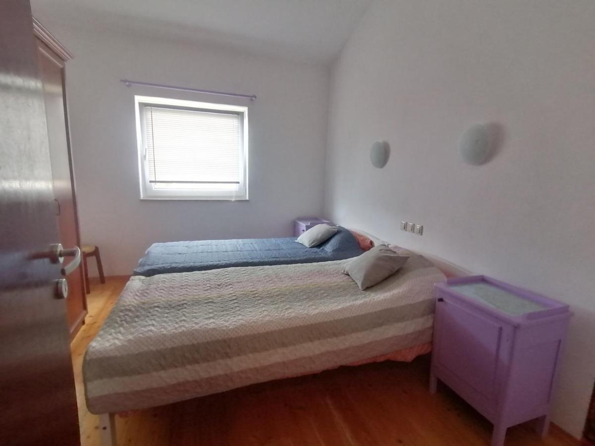 Apartman Perci Vrh Tar-Vabriga Exterior photo